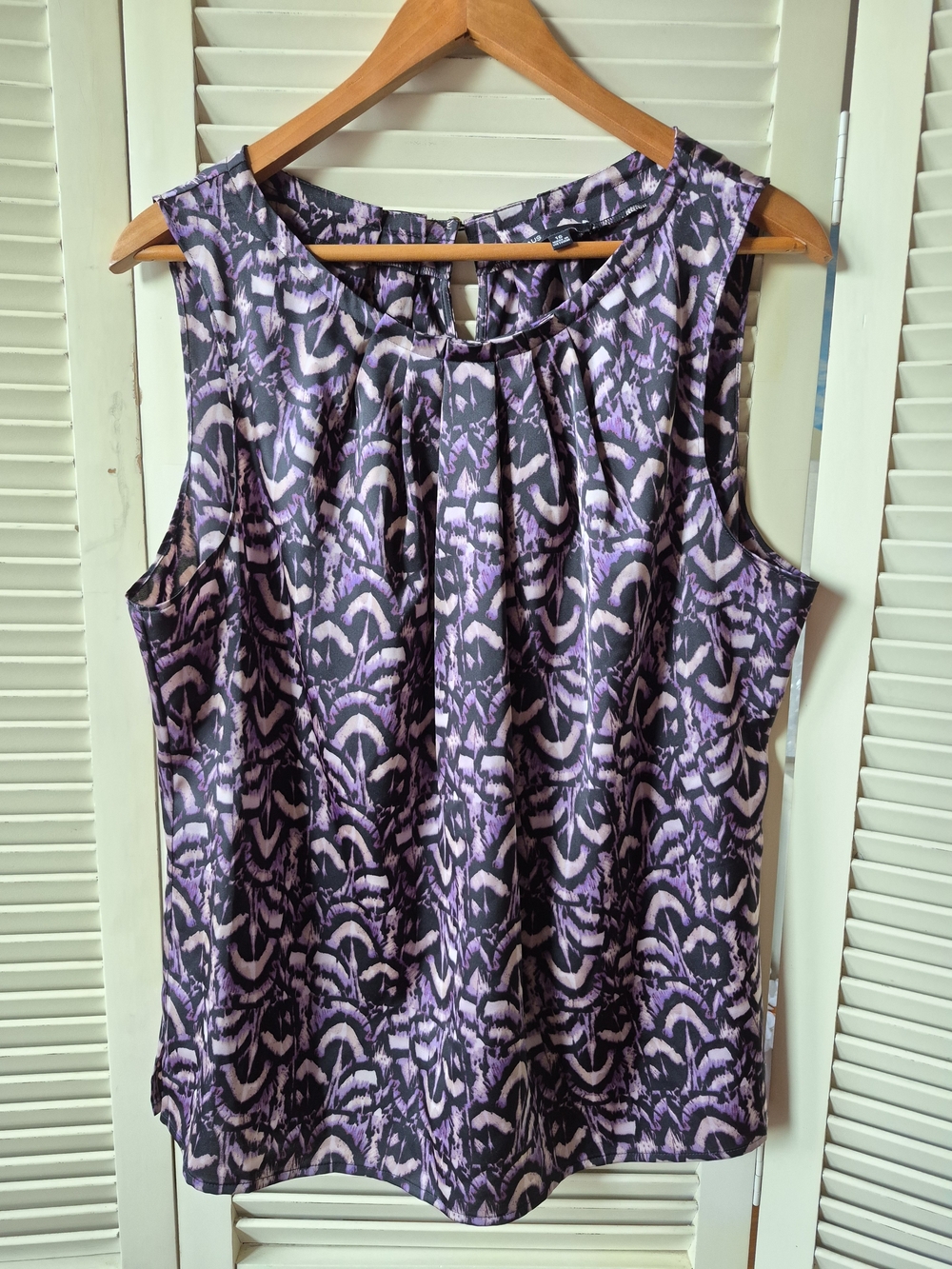 Chaus Purple Sleeveless Top Size 16